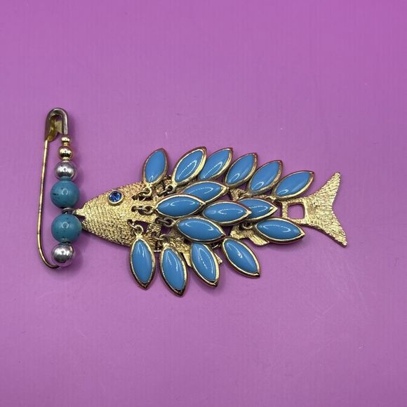 Rare Vtg Fish Turquoise Fin Bead Pin Brooch Crystal Eye Gold tone With Hook - Picture 1 of 8